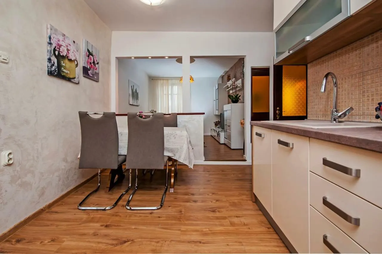 Vista Mare - Sea View Apartment Rovinj 0*,